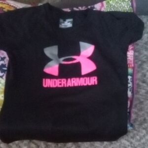 Under Armour Kids Black and Pink Logo T-Shirt